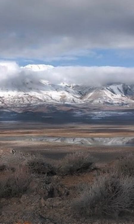 Panoramic photo of snow-covered Nevada mountains